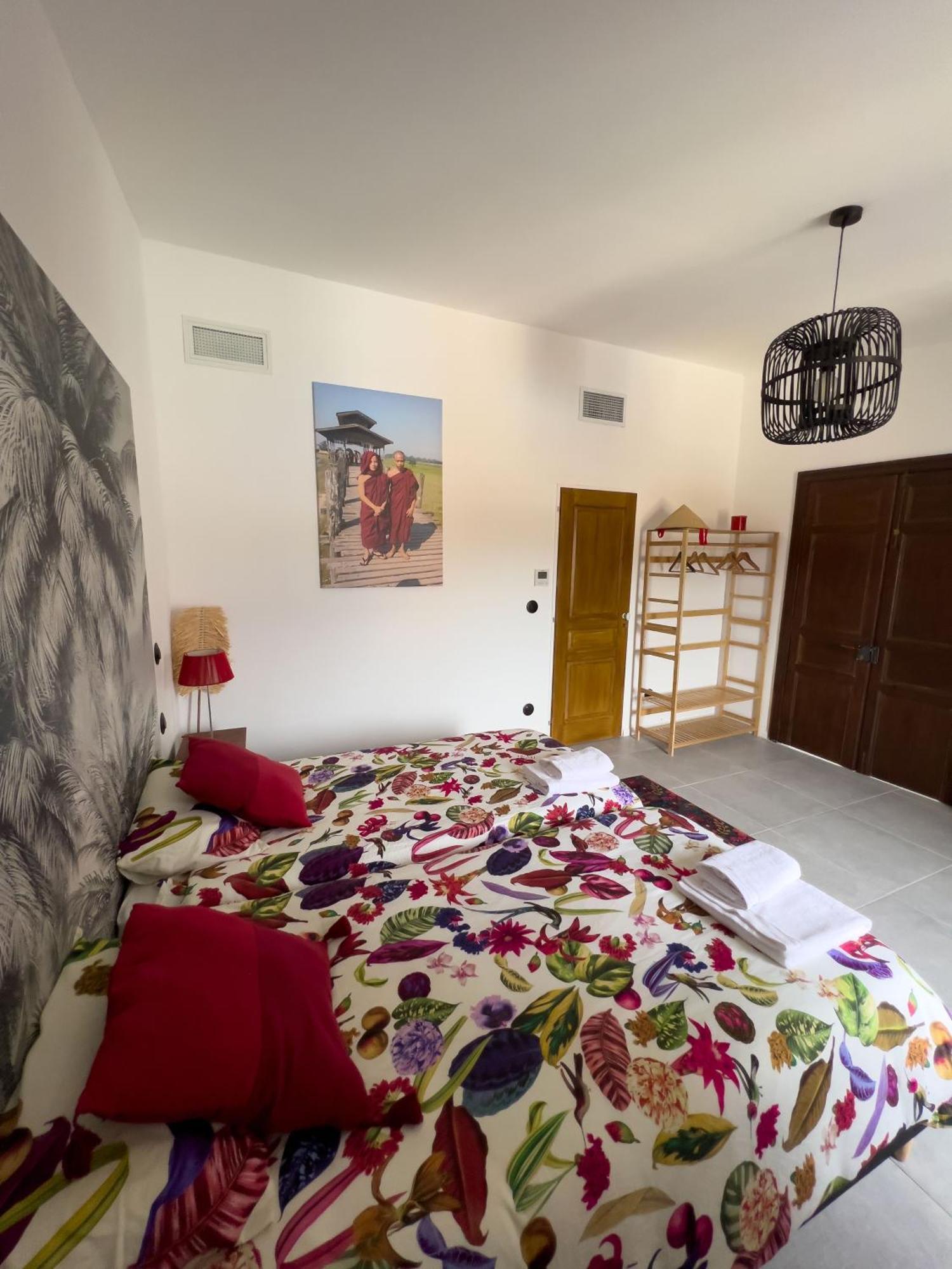 Les Baroudeurs De Saint Jean Bed & Breakfast エクステリア 写真